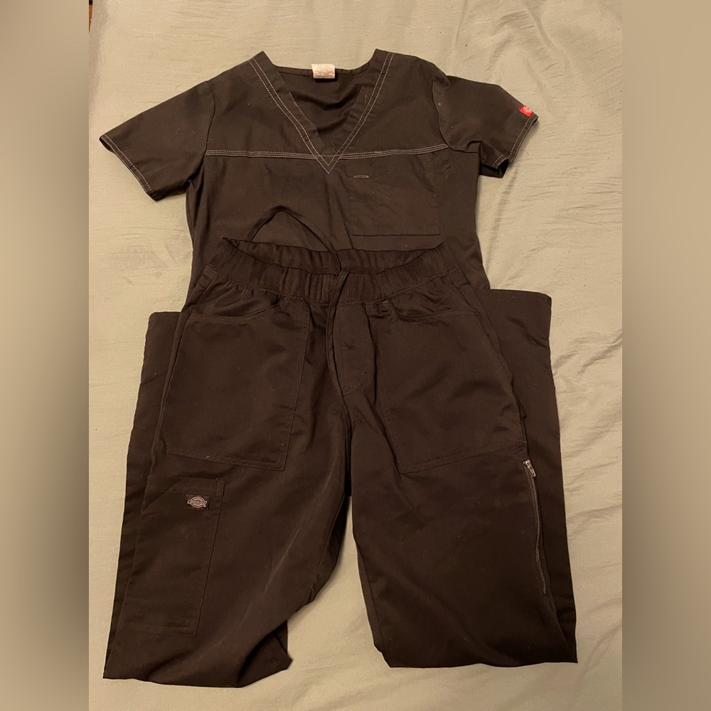 Dickies cargo scrubs